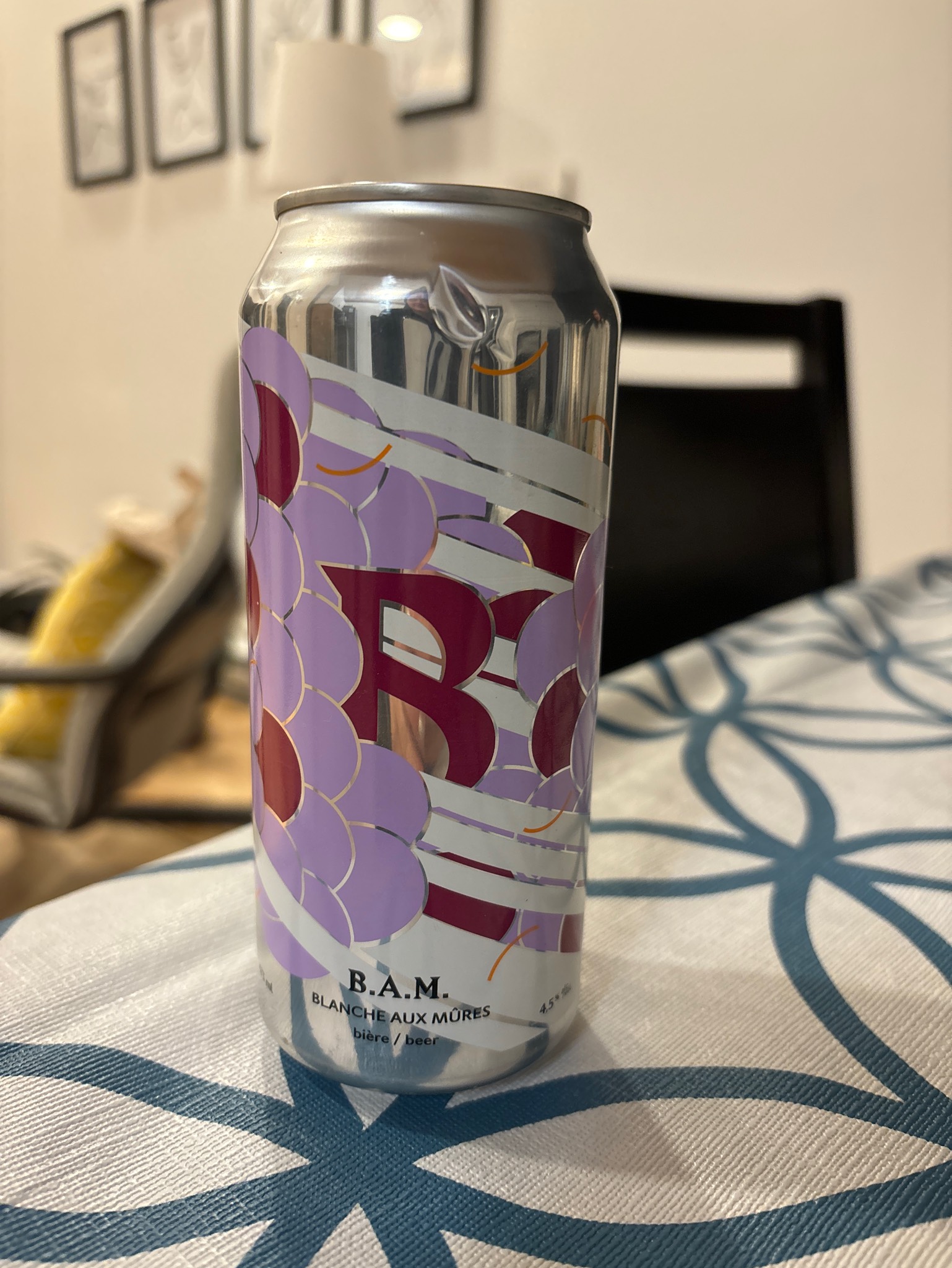 La Barberie Blanche Aux Mûres, Canada