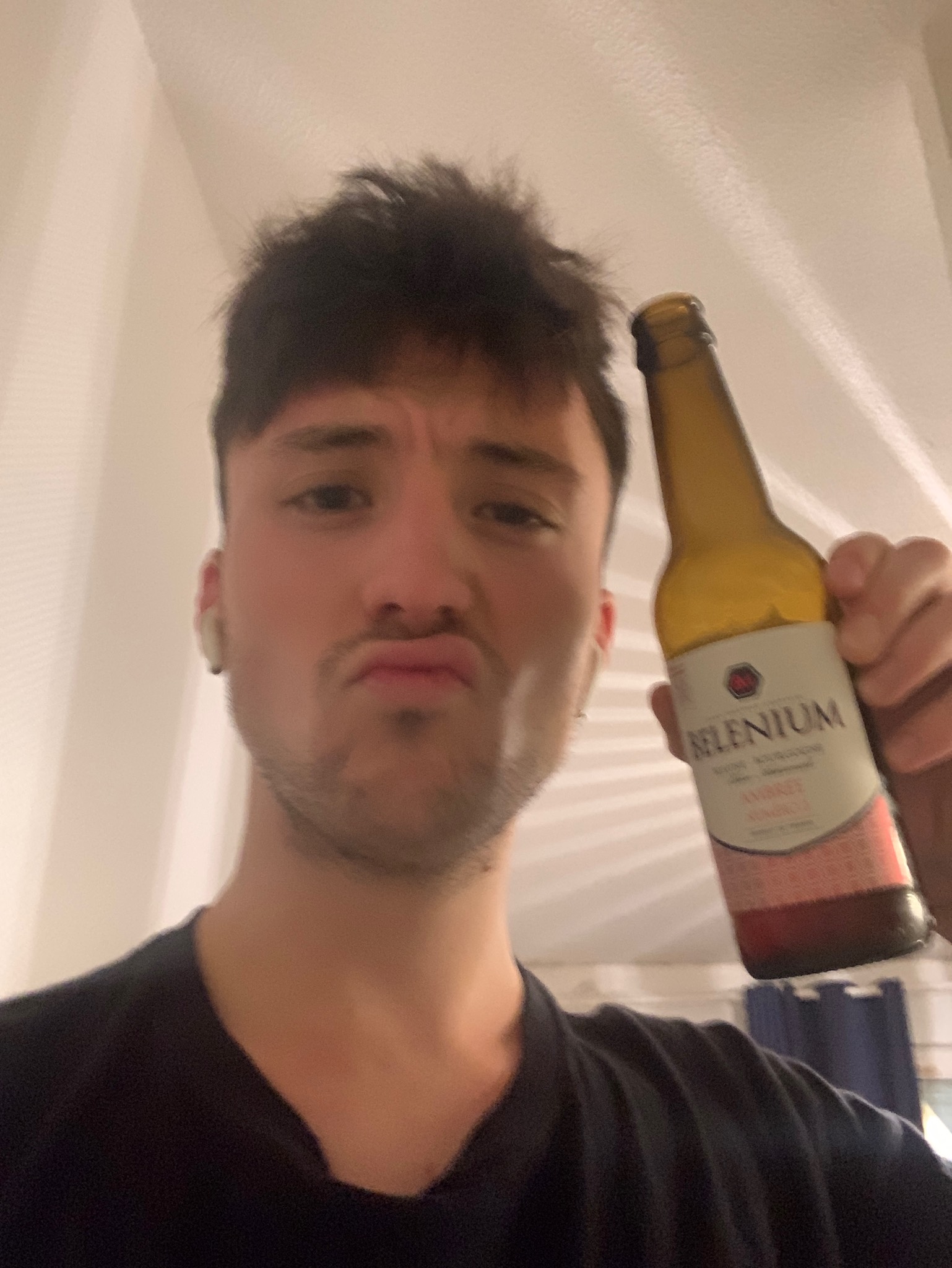 Numéro 2 Ambrée, France