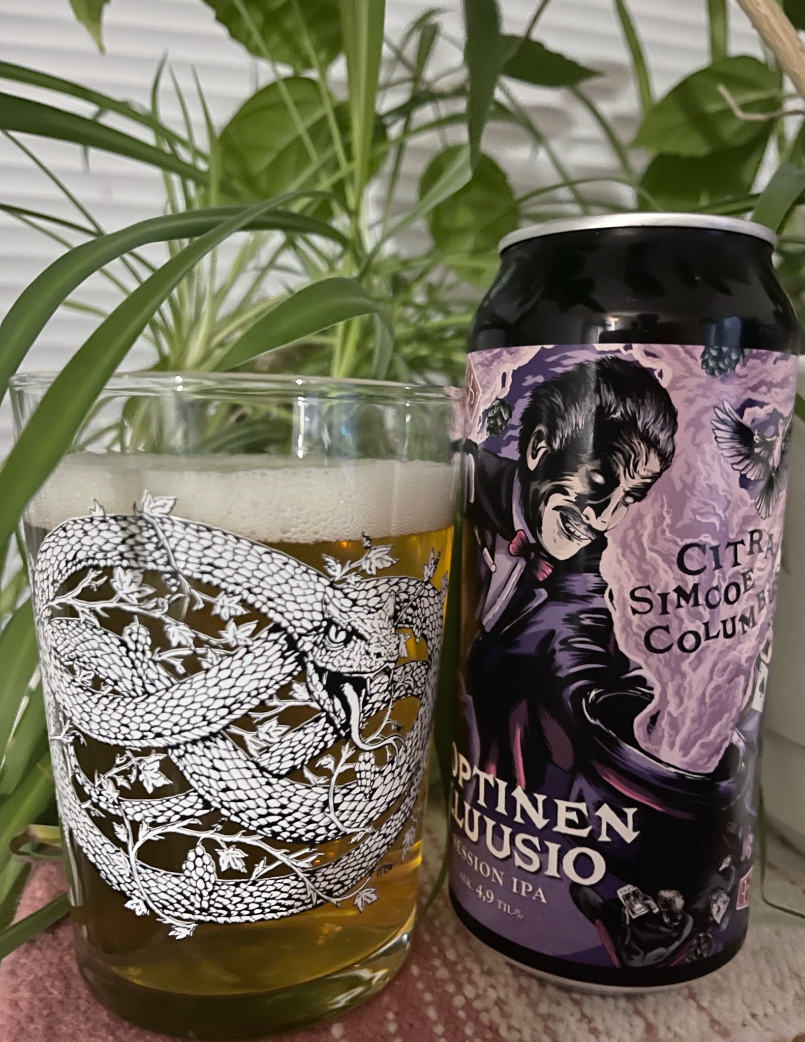 Hoptinen Illuusio: Citra, Simcoe, Columbus, Finland