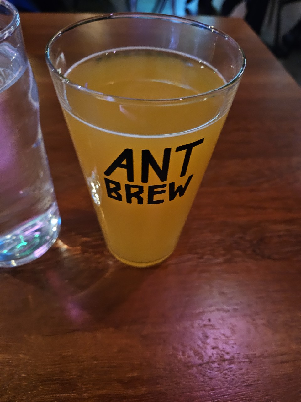 Neon Nectar, Finland