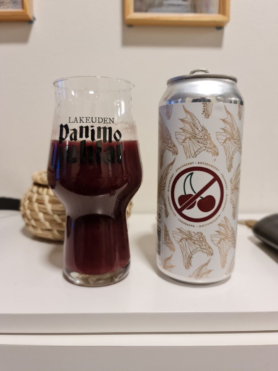 Hydra | 7 Berries No Cherry + Marshmallow, United States