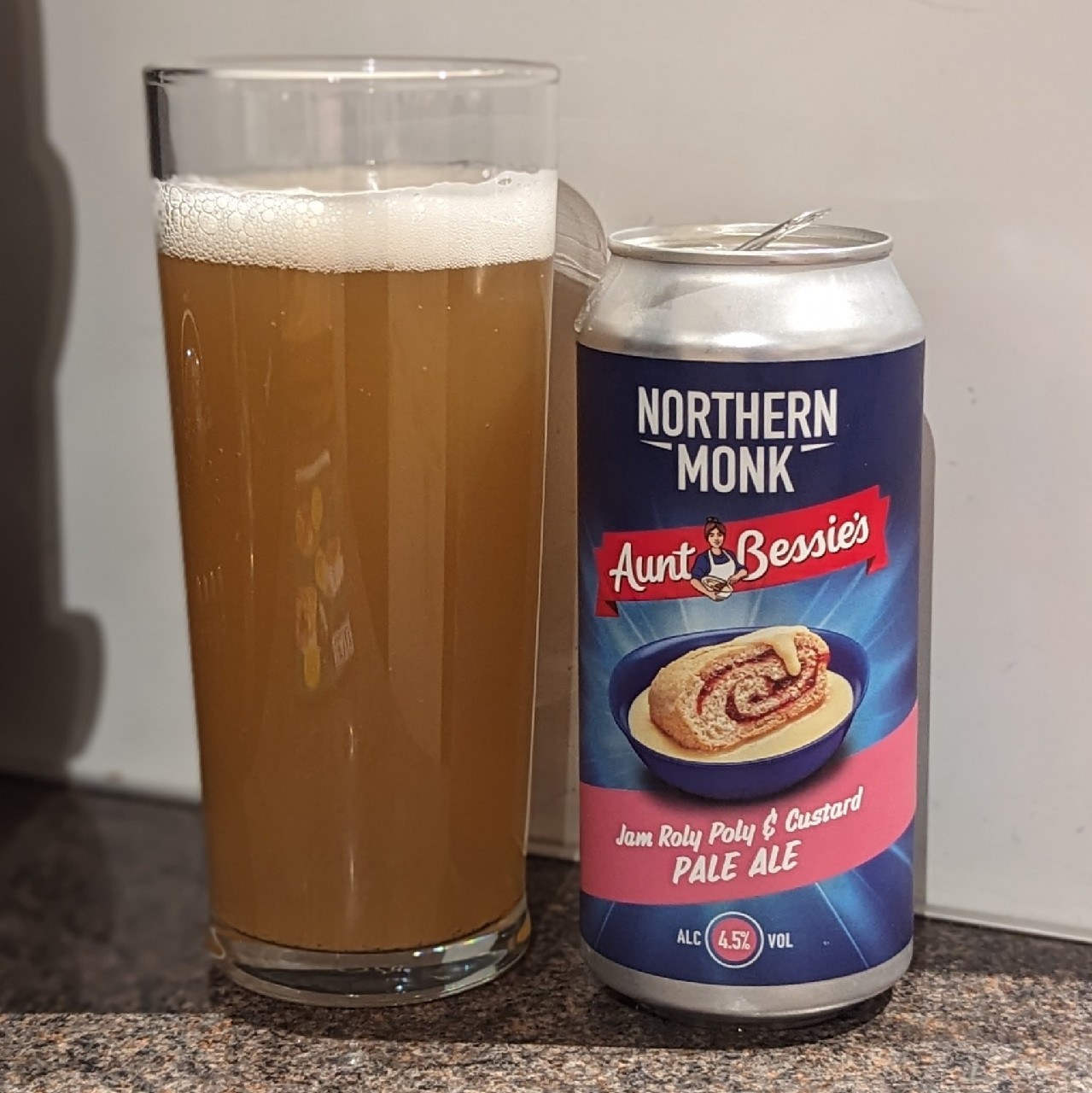 Aunt Bessie's Jam Roly Poly & Custard pale ale, England