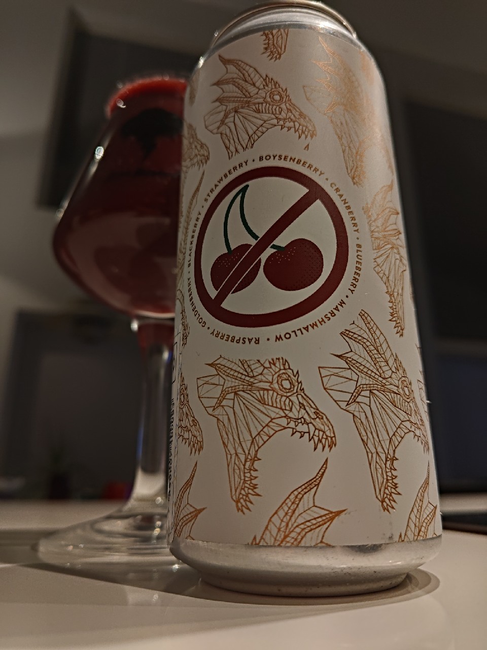 Hydra | 7 Berries No Cherry + Marshmallow, United States