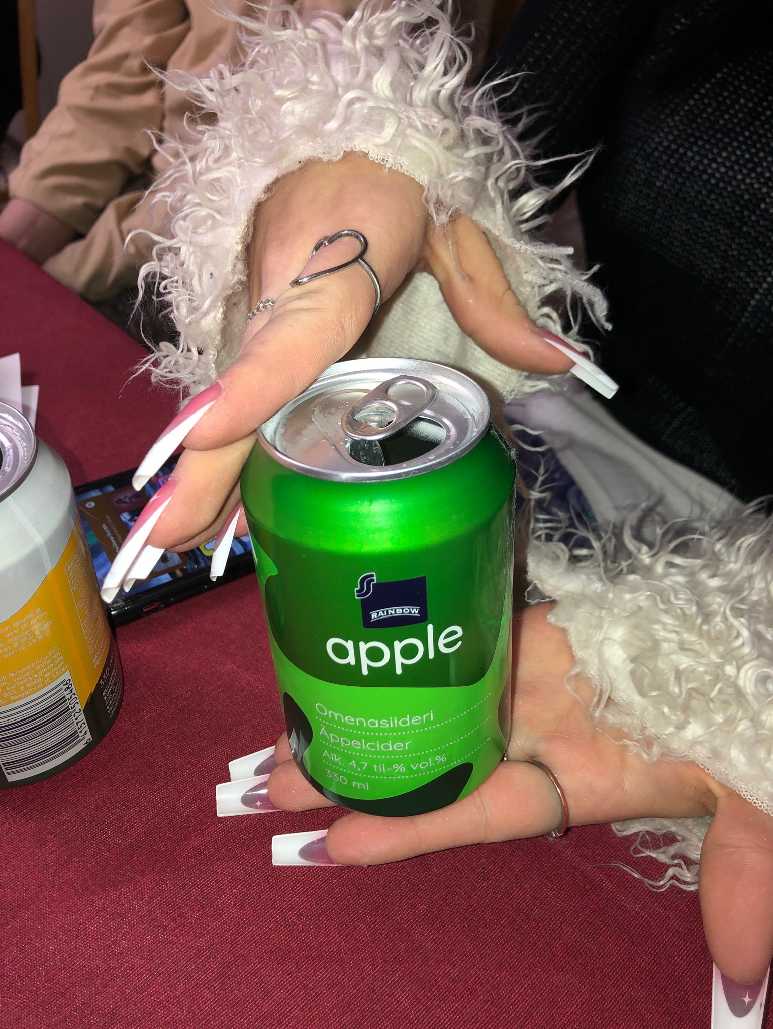 Rainbow Apple, Finland