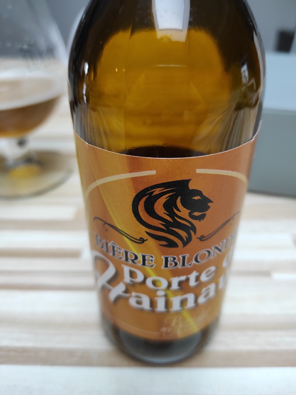 Porte Du Hainaut Blonde, France