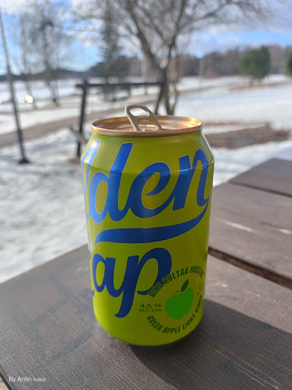 Golden Cap Green Apple Light, Finland