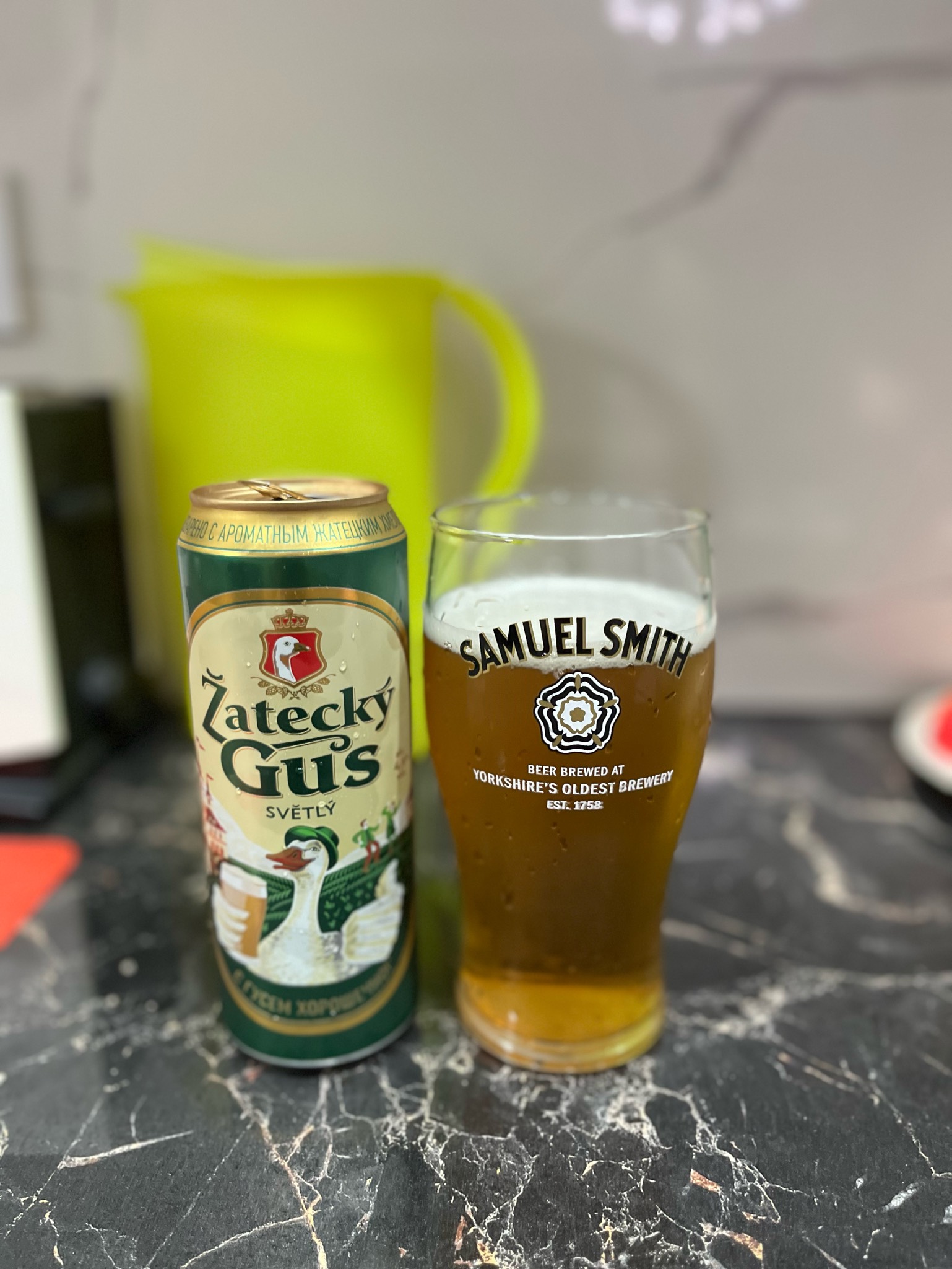 Žatecký Gus, Russia