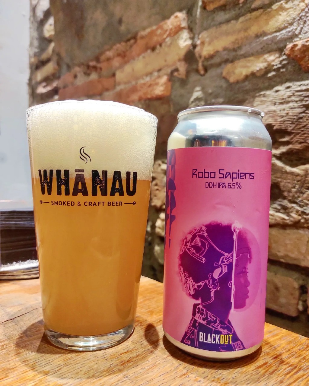 robo sapiens, Romania