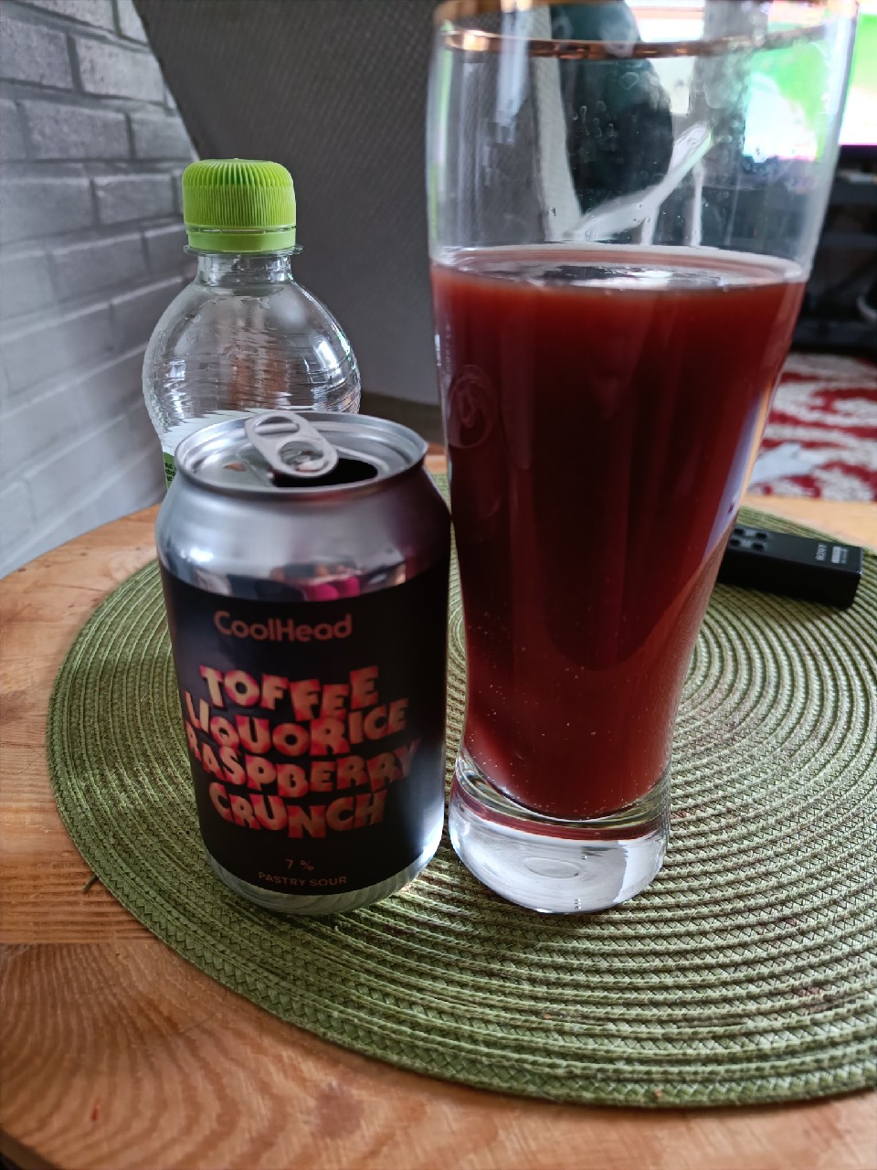 Toffee Liquorice Raspberry Crunch, Finland