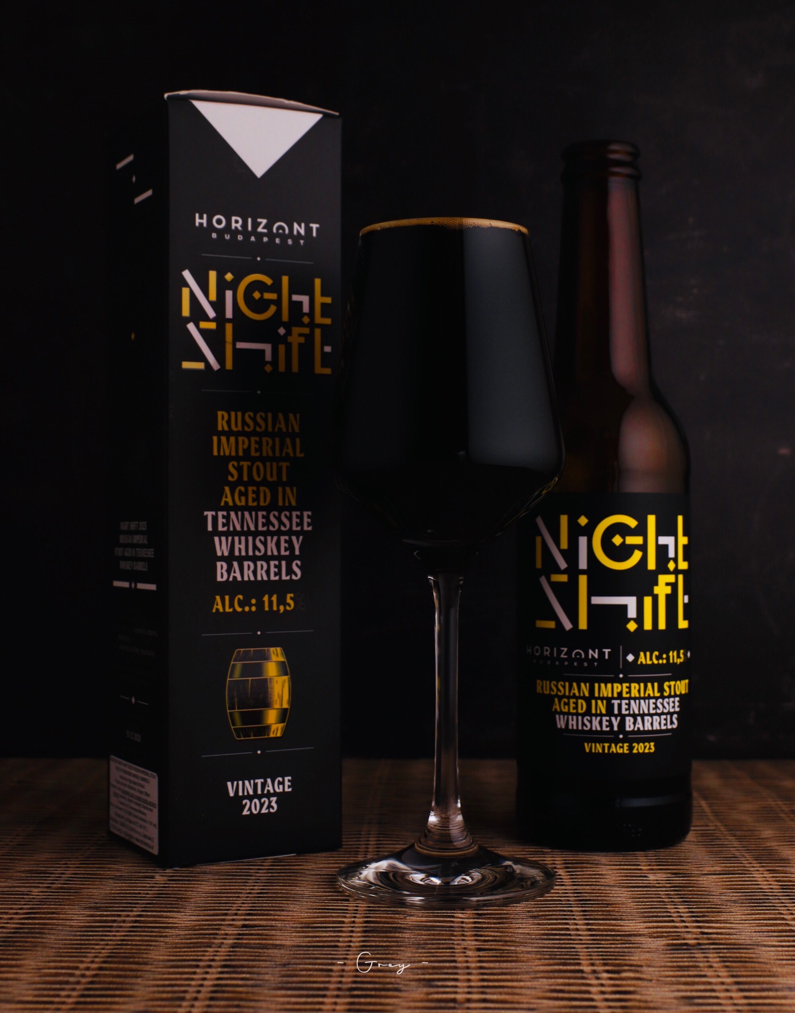 Night Shift Vintage 2023 - Russian Imperial Stout Aged In Tennessee Whiskey Barrels, Horizont Brewing