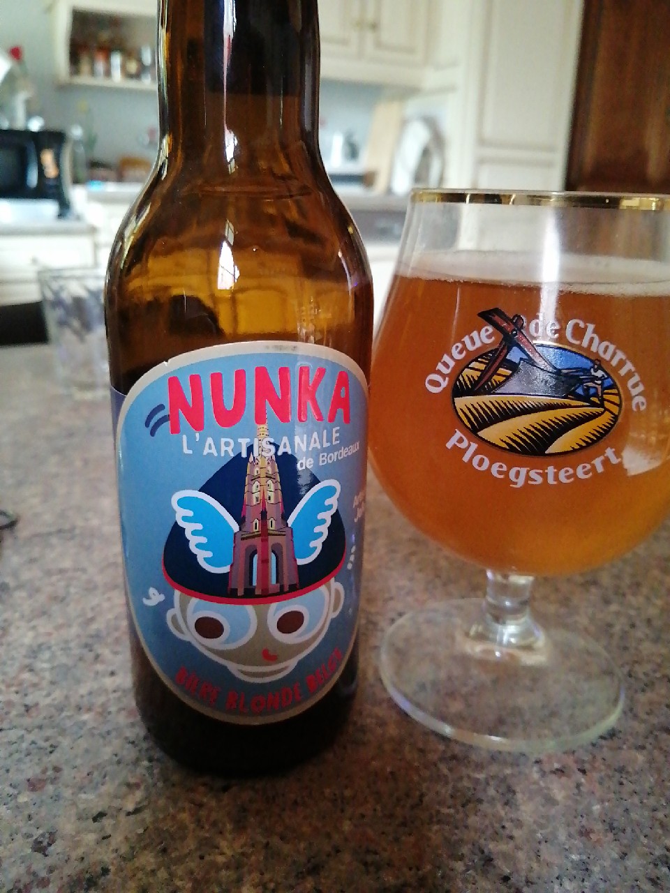 Nunka Blonde Belge, France