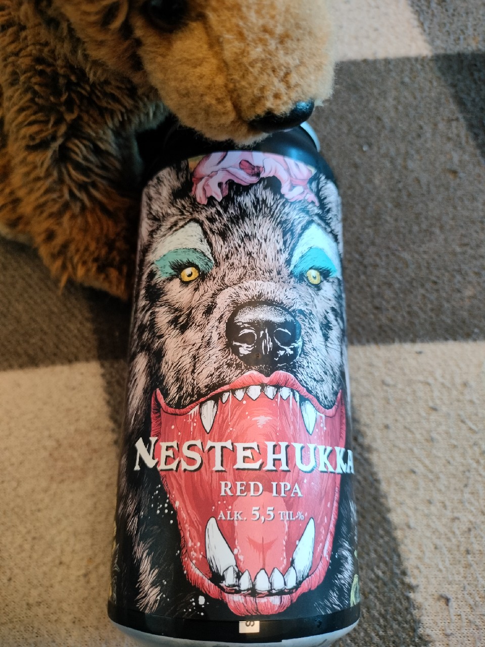 Nestehukka 5.5%, Finland