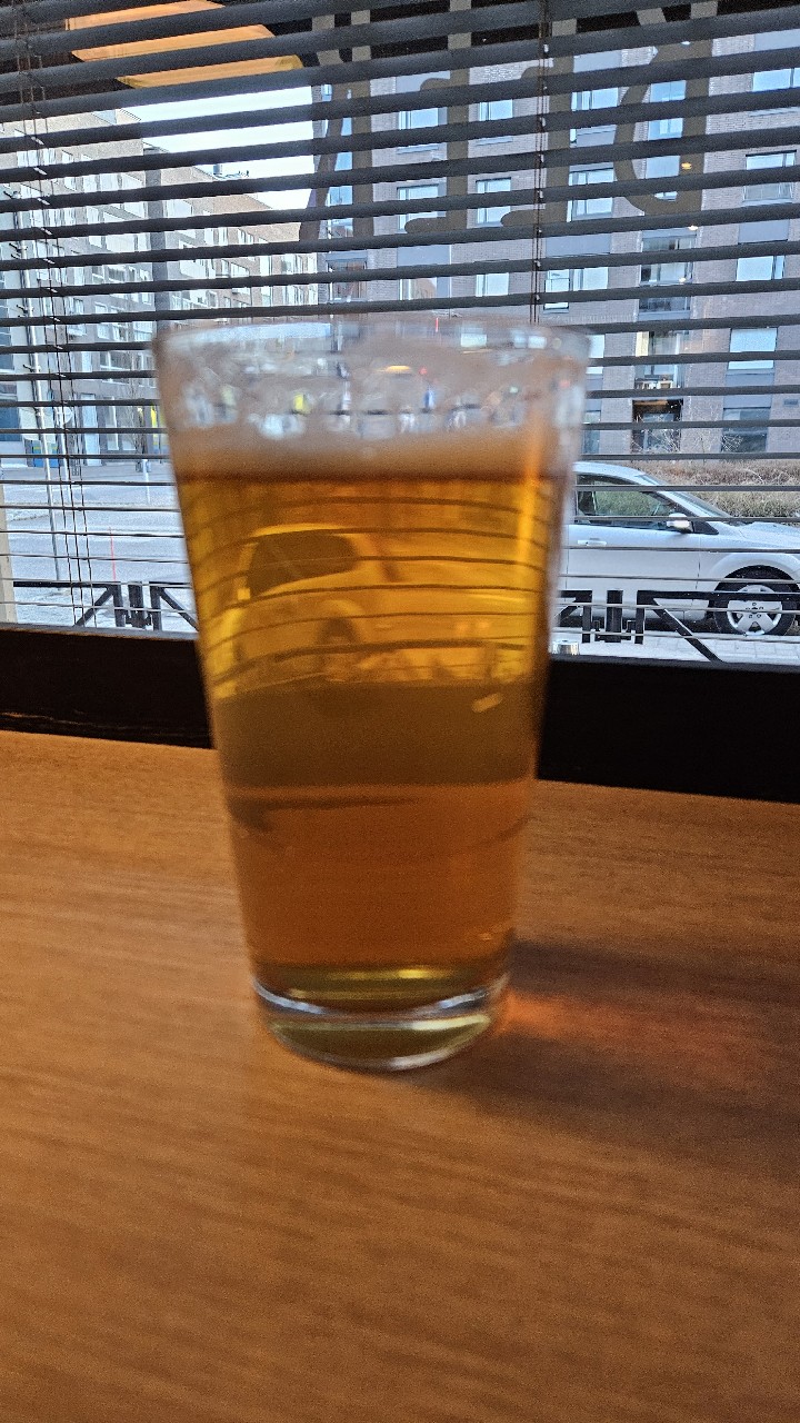 Solmun Cura, Finland