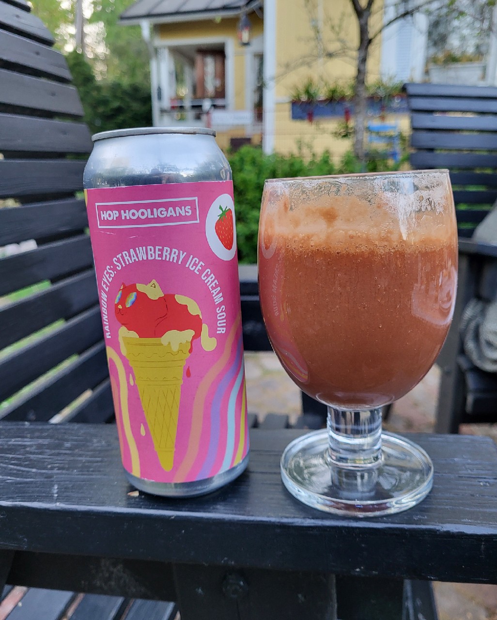 Rainbow eyes: strawberry ice cream sour, Romania