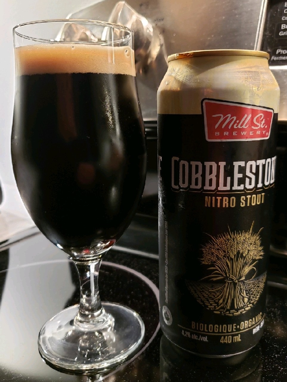 Cobblestone Nitro Stout, Canada
