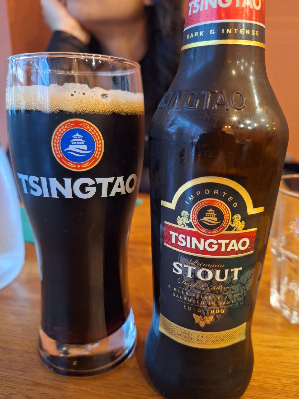 Tsingtao Stout / 青岛 黑啤酒 7.5 %, China
