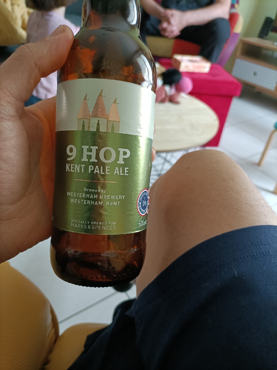 9 Hop Kent Pale Ale, England