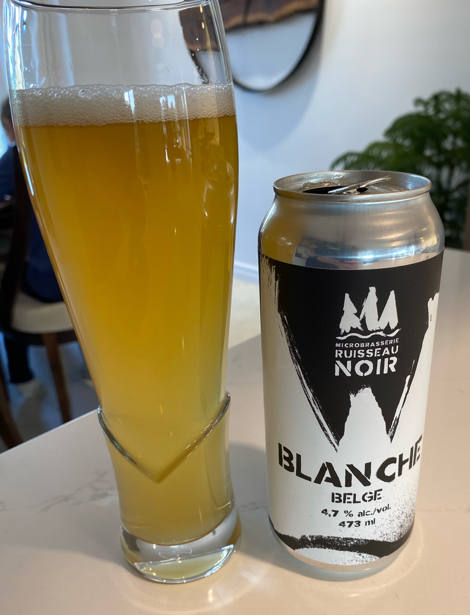 Blanche Belge, Canada