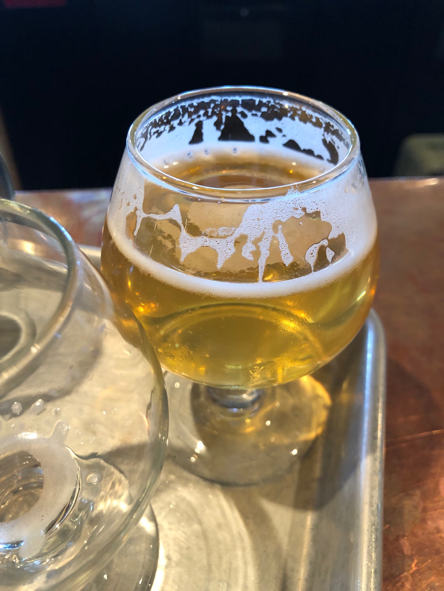 T'as un trou dans ta mitaine, Canada