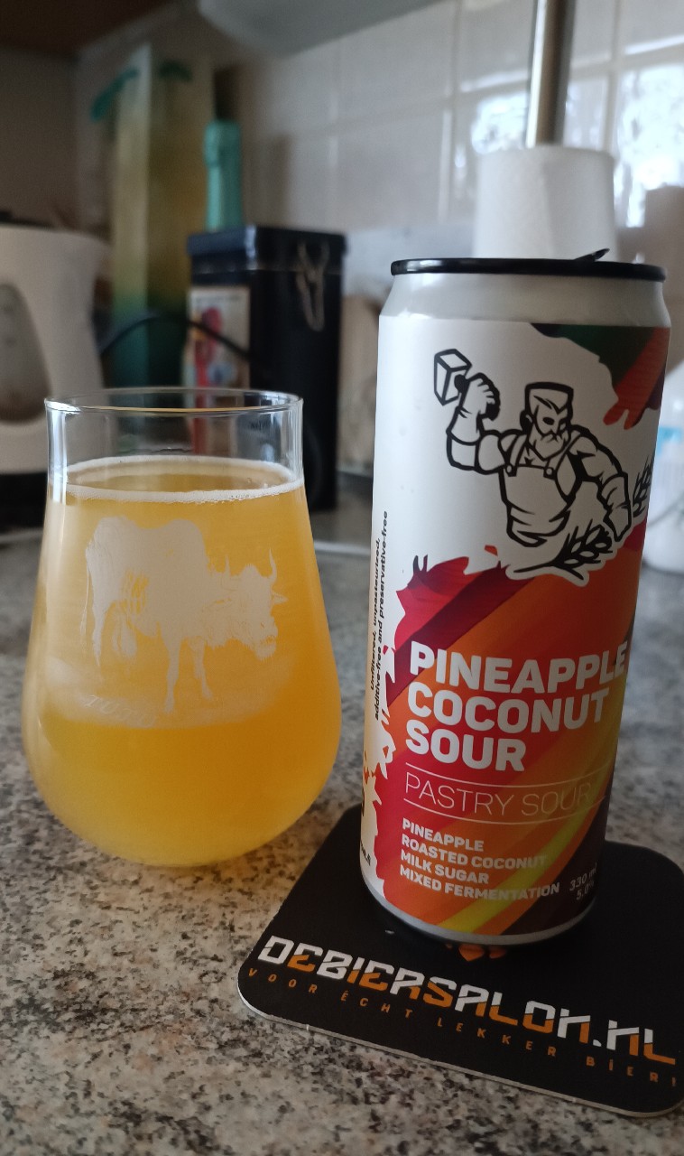 Pineapple Coconut Sour, Finland