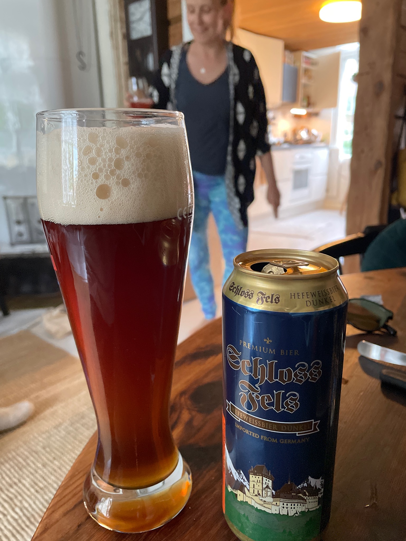 Schloss Fels Dunkelweizen, Germany