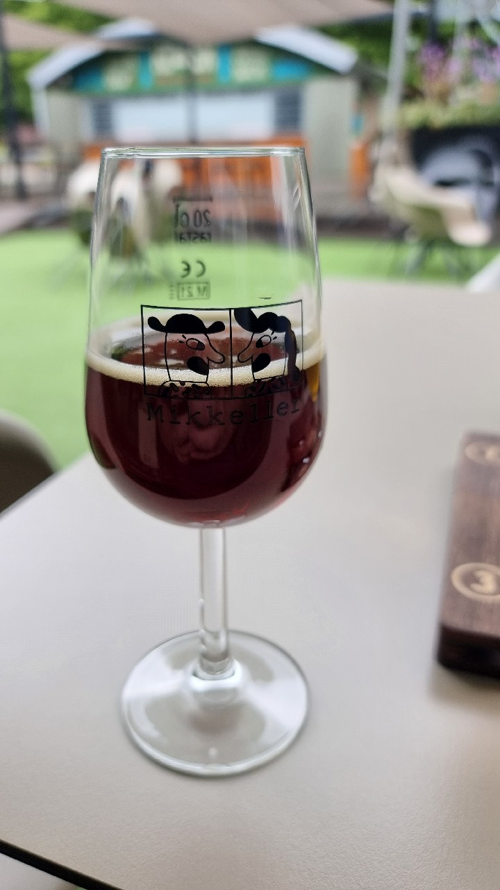 Kohalik Laager Dark Edition, Estonia