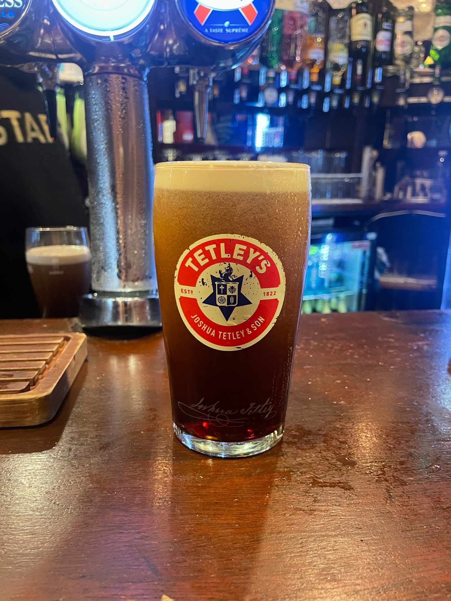 Smooth Ale, Joshua Tetley & Son