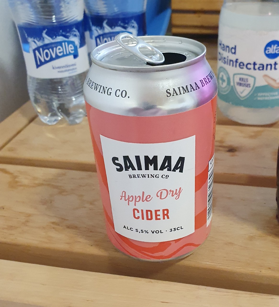 YES YES: Apple Dry, Finland