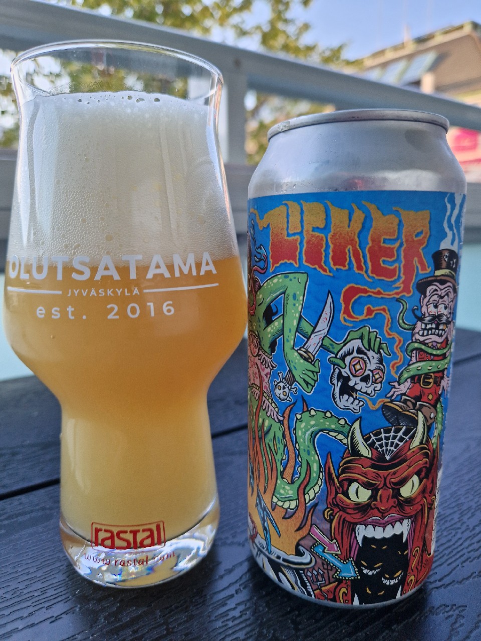 Patrons Project 41.03 // Lizard Licker, England