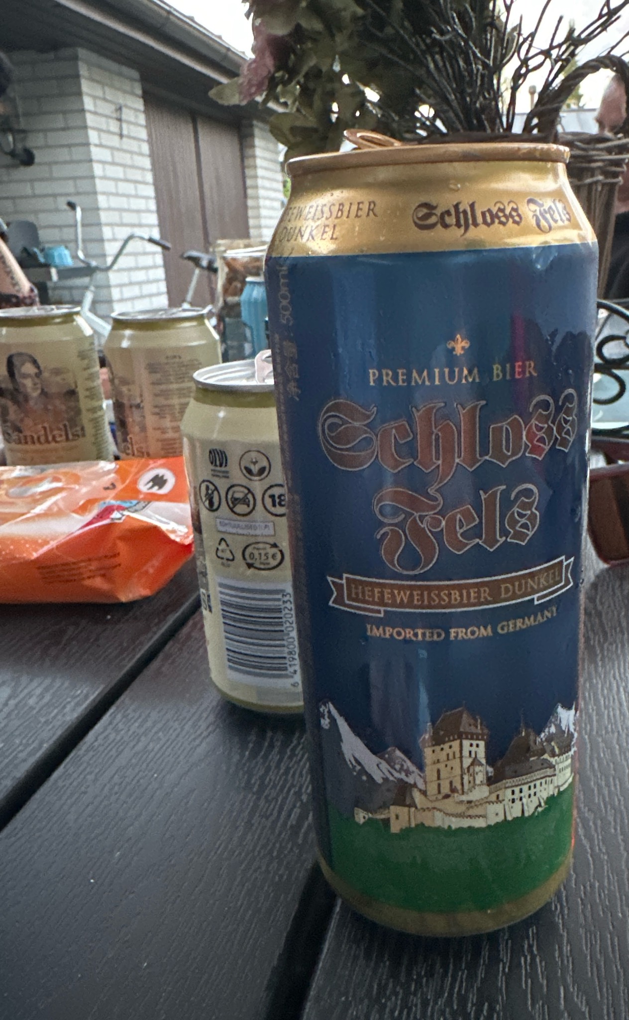 Schloss Fels Dunkelweizen, Germany