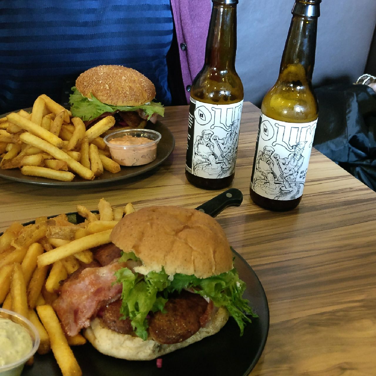 Kauppuri 5 - O(u)lut, Finland