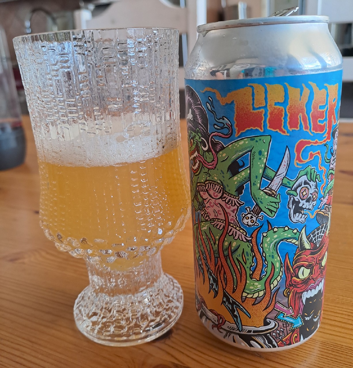 Patrons Project 41.03 // Lizard Licker, England