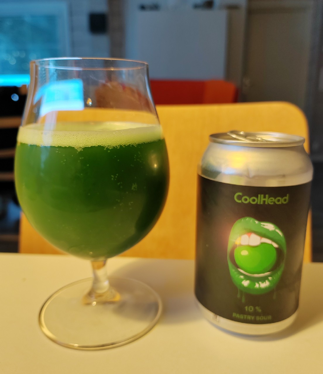 Sour Apple Liquorice Chew Bites, Finland