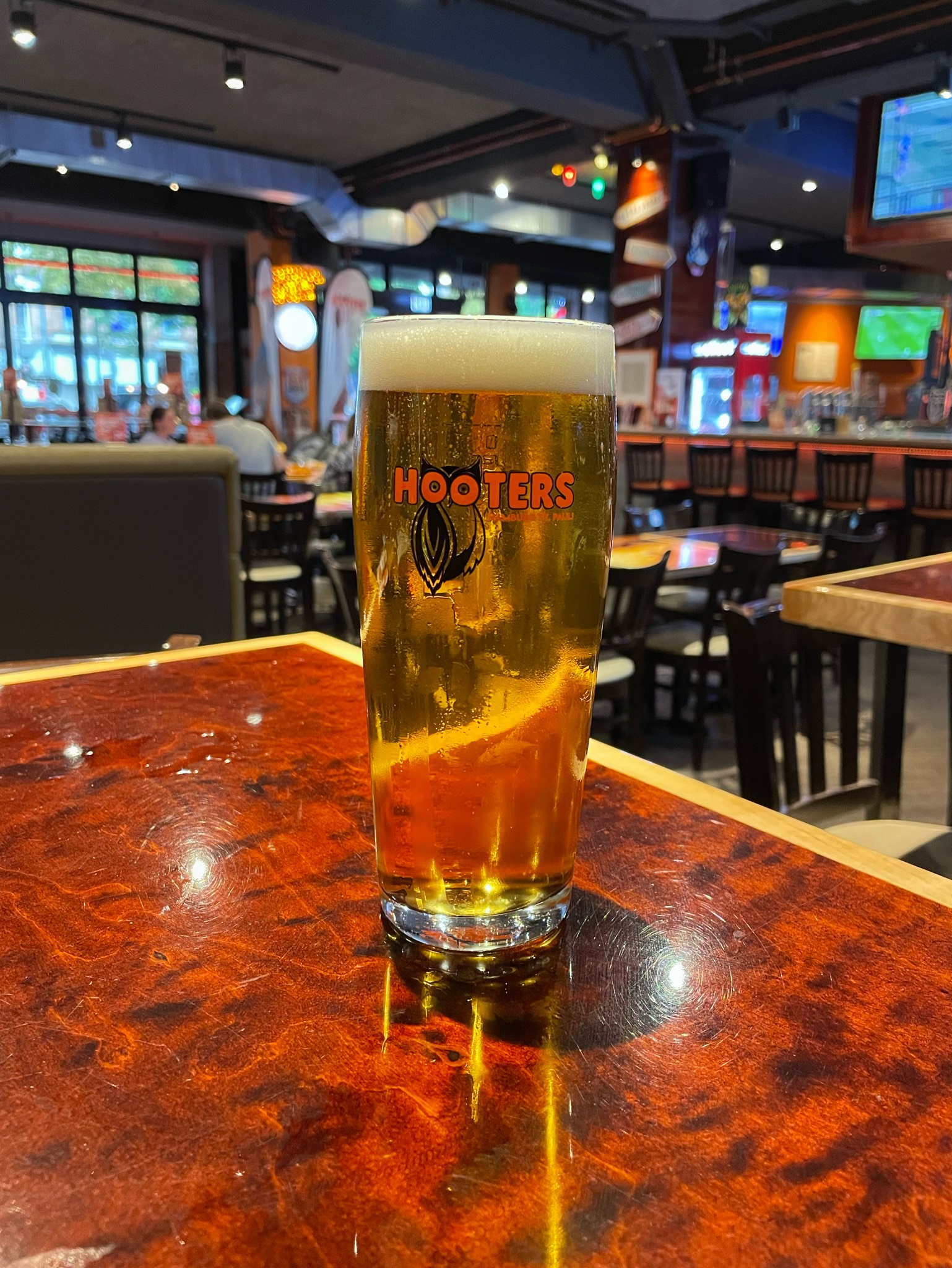 Hooters Fresh, No idea