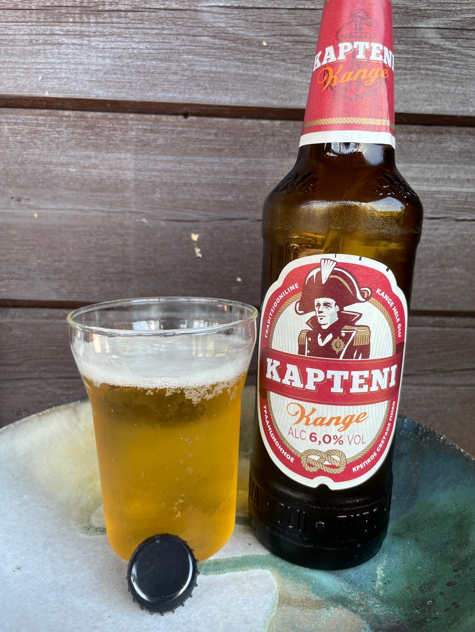 Kapteni Kange, Estonia