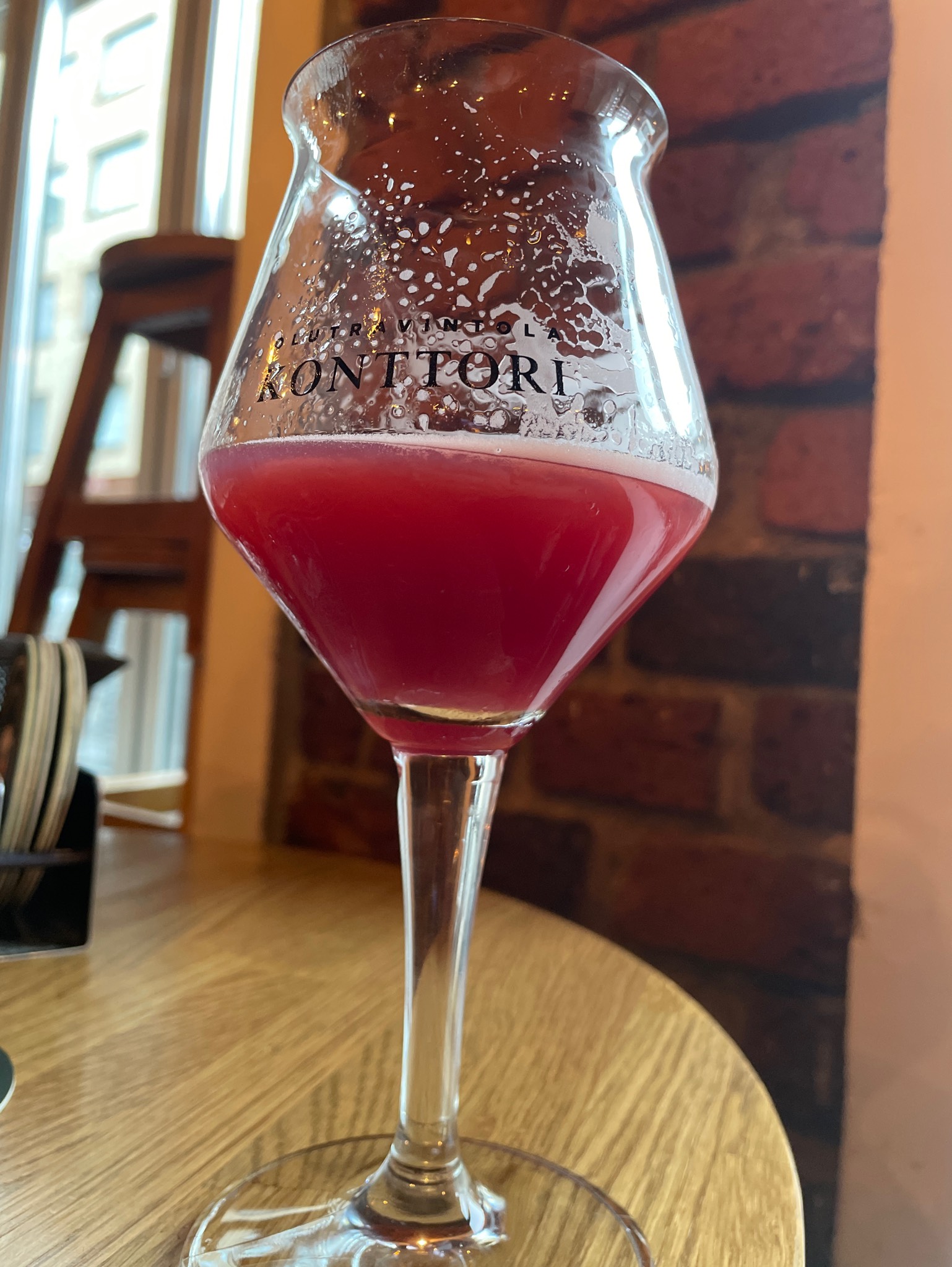 Raspberry Trifle Junior, Hungary