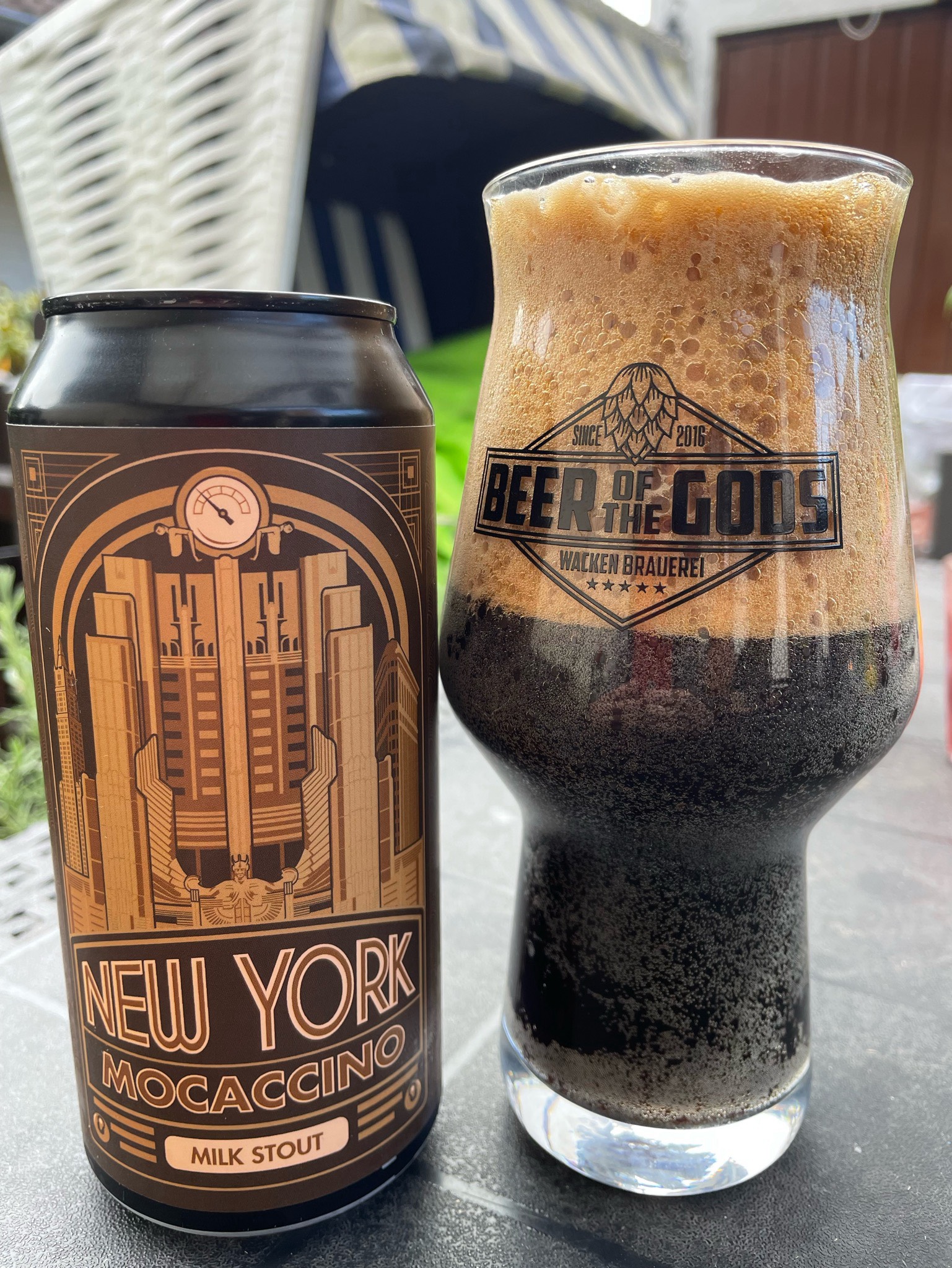 New York Mocaccino, Hungary