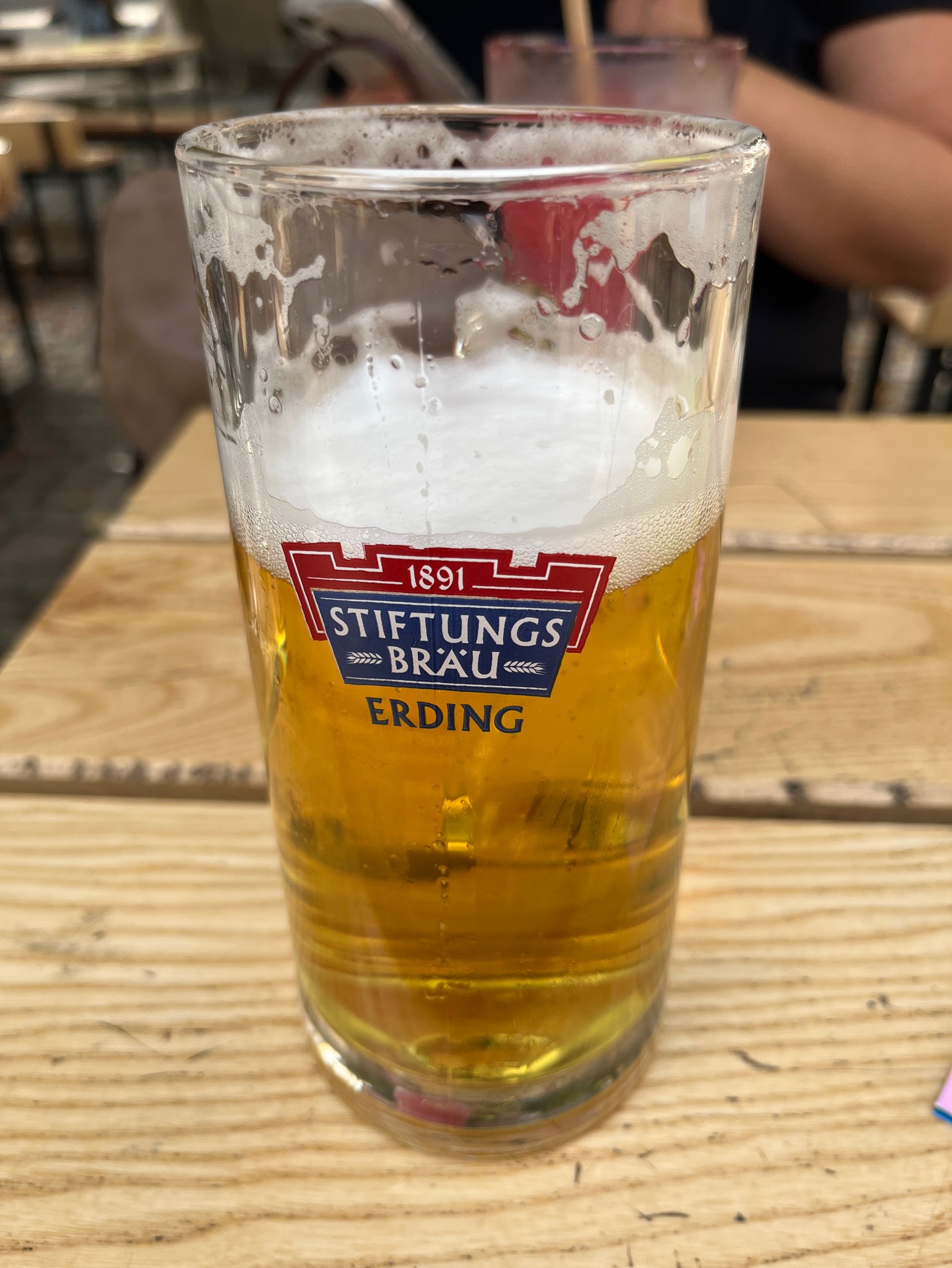 Fischers Stiftungsbräu Hell, Germany