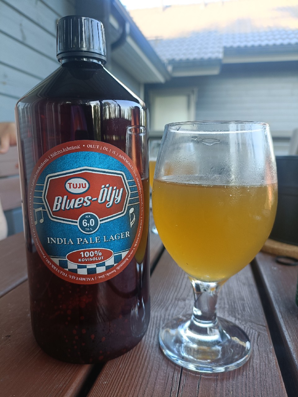 Blues-Öljy, Finland