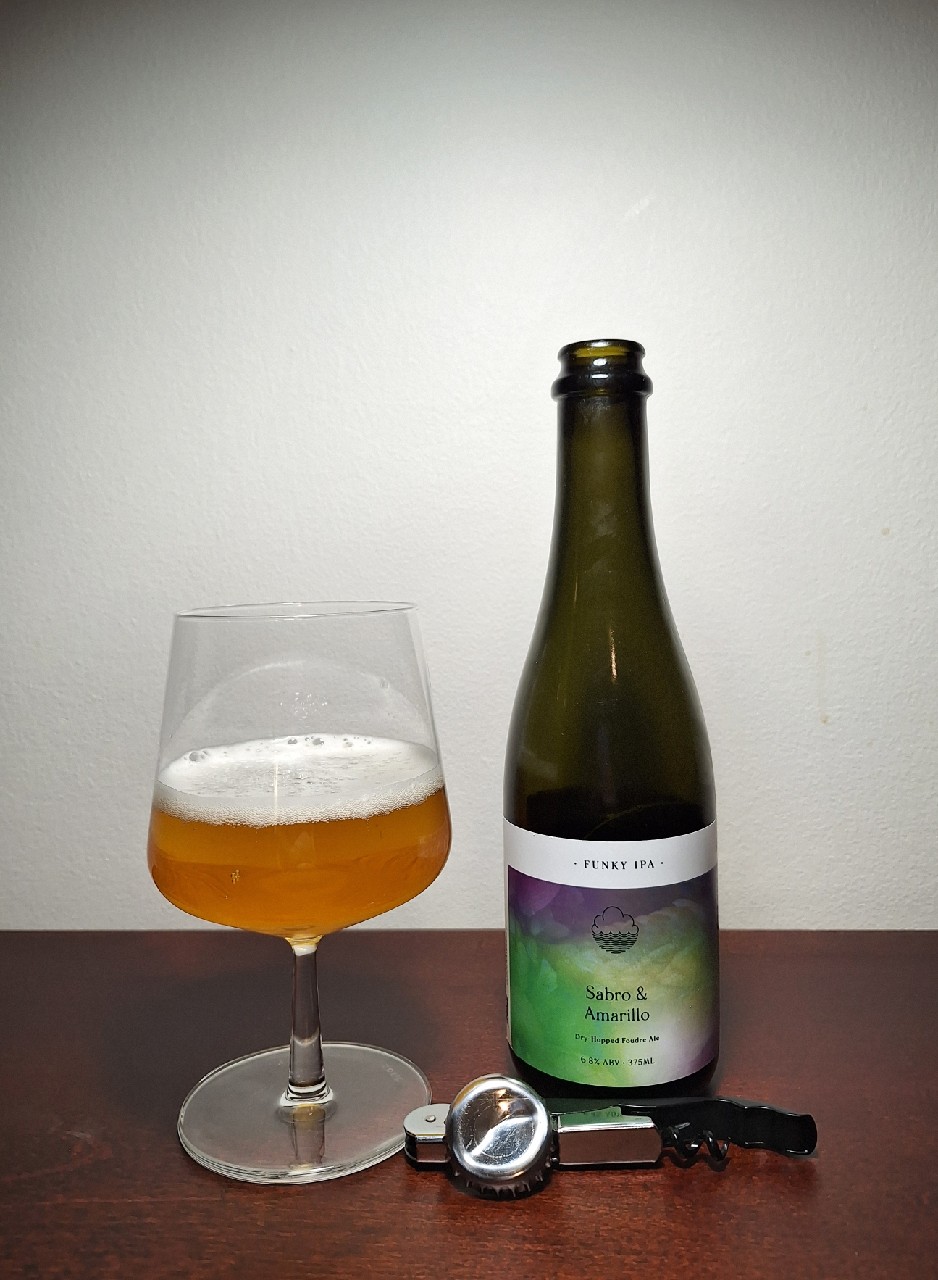Sabro & Amarillo Foudre Beer, England