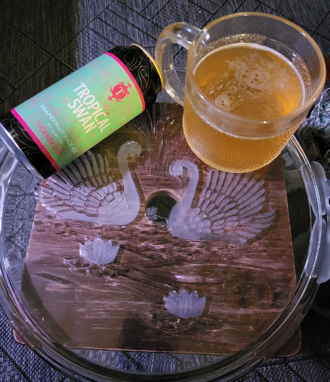 Tropical Swan - Grapefruit, England