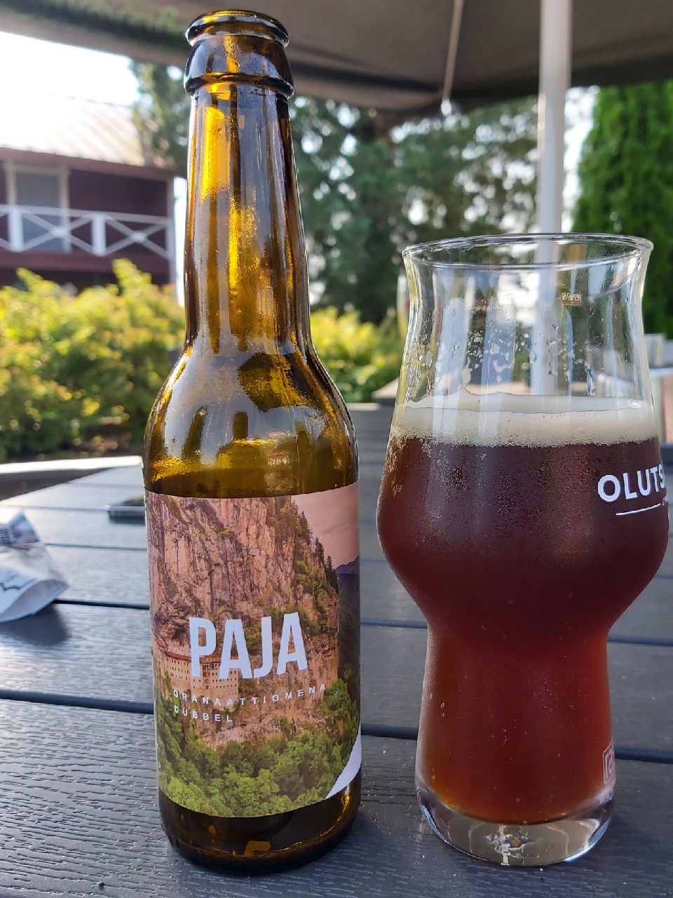 Paja Granaattiomenadubbel, Finland