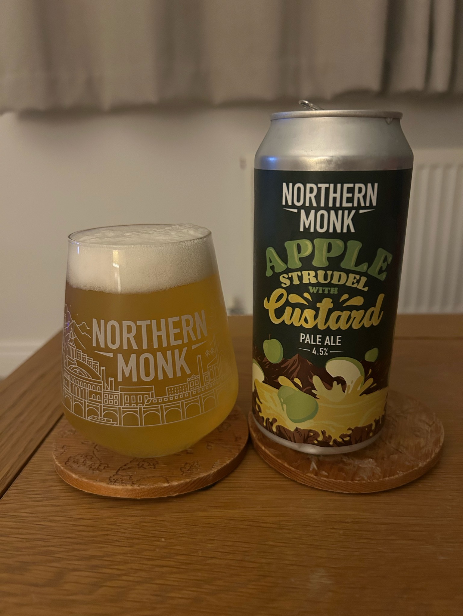 Apple Strudel With Custard Pale Ale, England