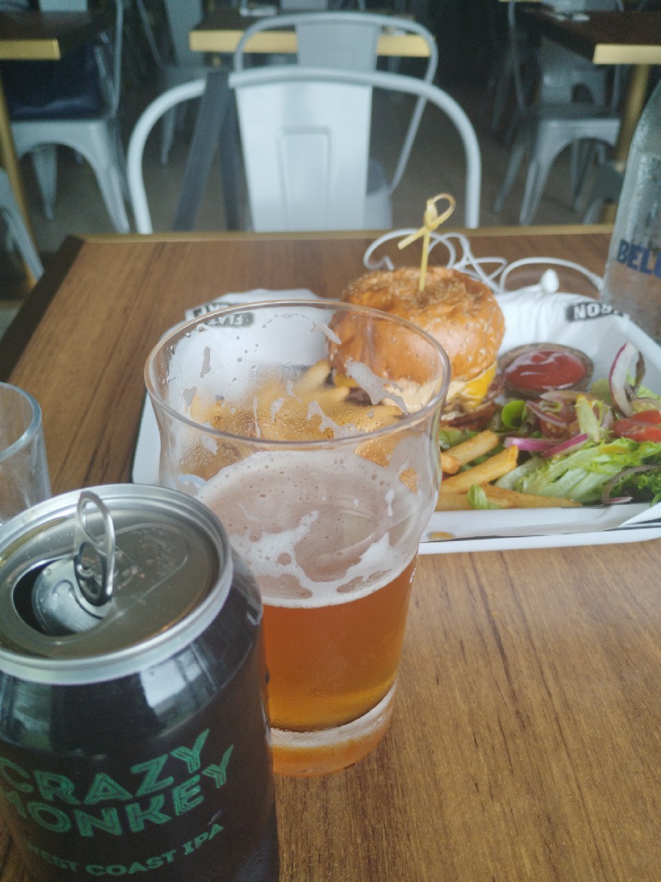 Crazy Monkey West Coast IPA, England