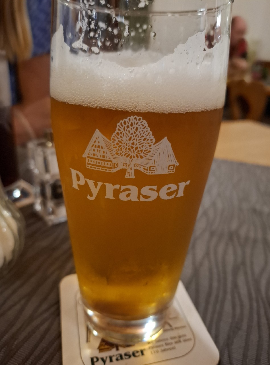 Pyraser Helles, Germany