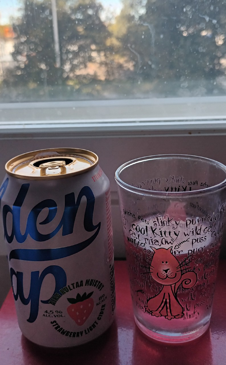 Golden Cap Strawberry Light, Finland