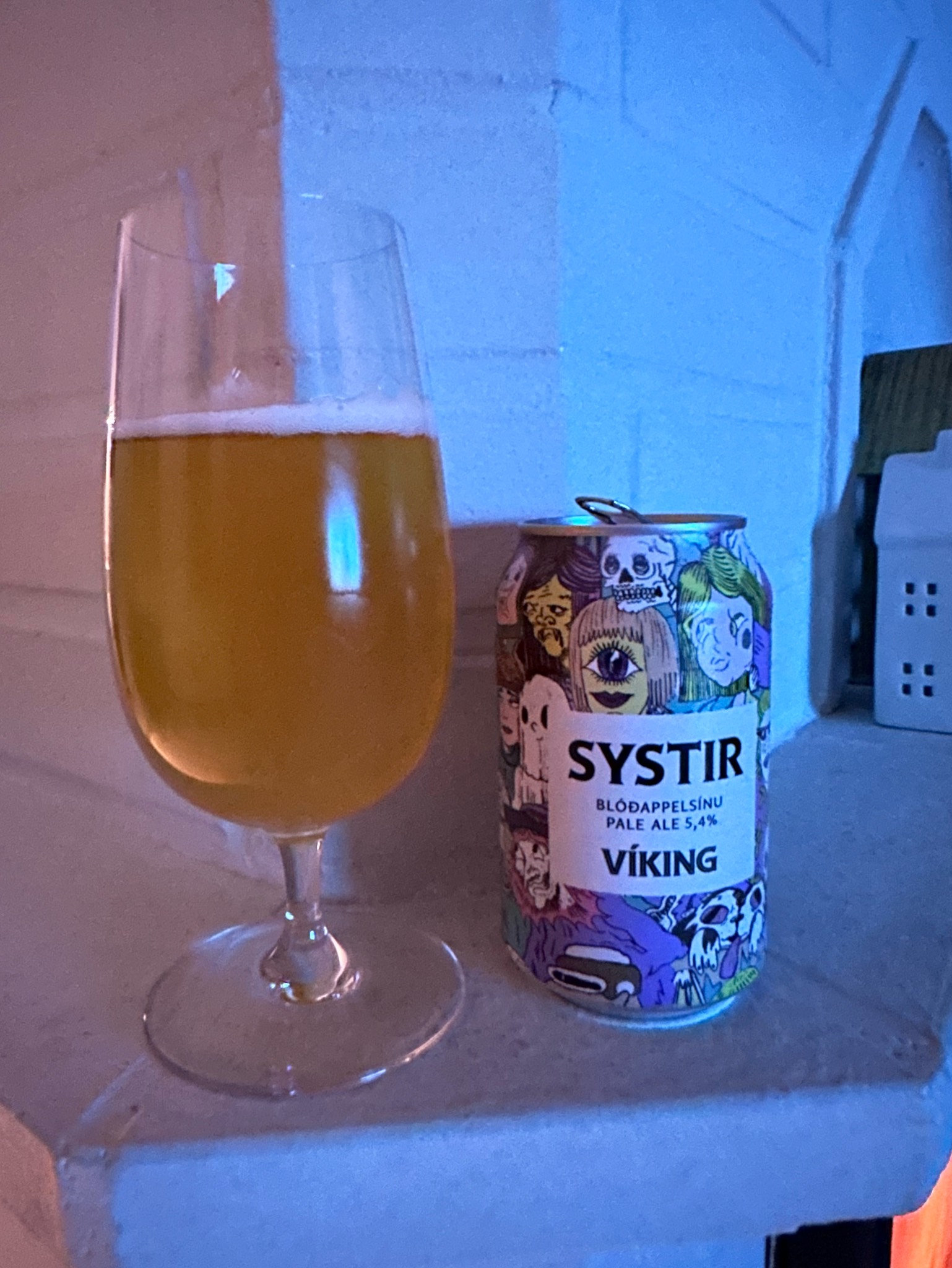 Víking Systir, Iceland