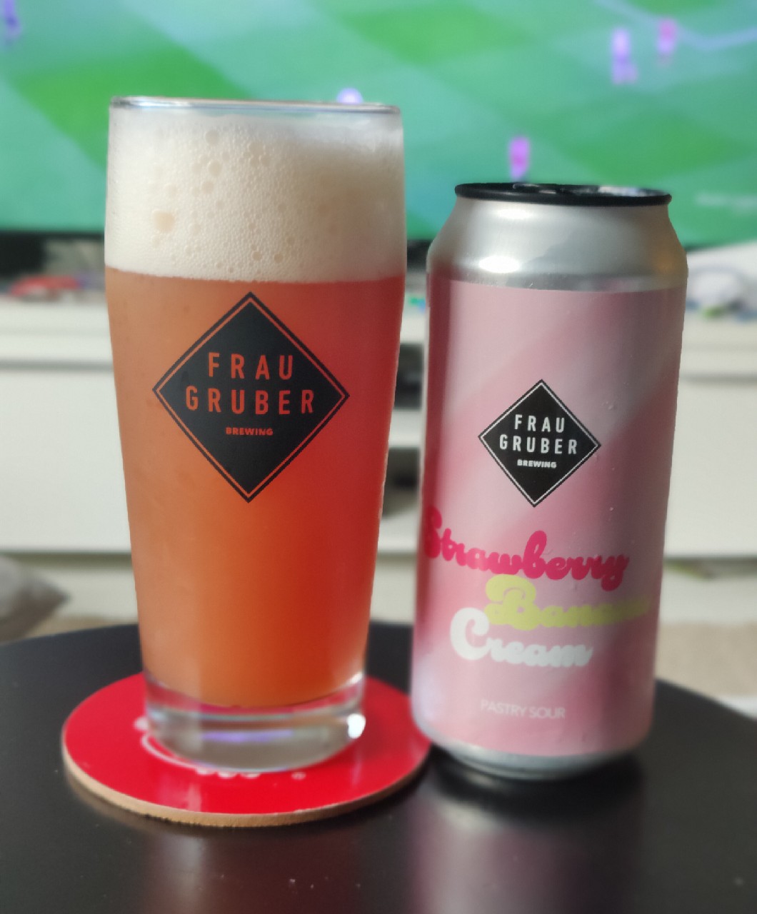 Strawberry Banana Cream, Germany