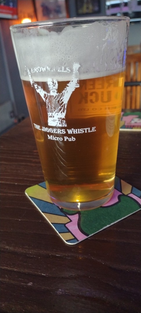 single hop sessions present Elani, England