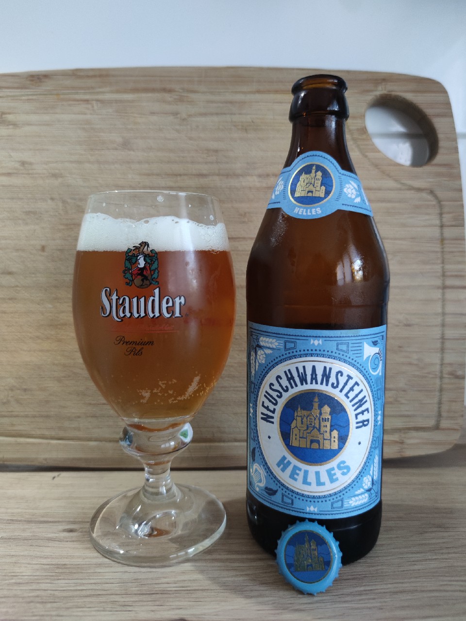 Neuschwansteiner Helles, Neuschwansteiner Brauerei GmbH